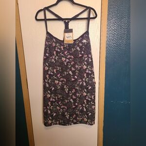 448 NWT The North Face dress with undershorts